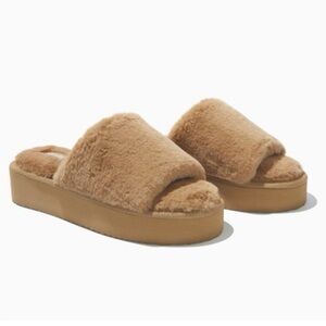 NEW MUK LUKS Kirstey Slide In Irish Cream - US 7-8